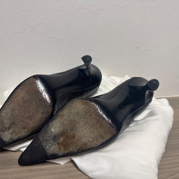 Crocodile embossed black leather Gucci pump - Picture 6 of 9